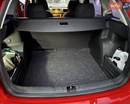 Красный Шкода Фабия, объемом двигателя 1.39 л и пробегом 146 тыс. км за 6200 $, фото 16 на Automoto.ua