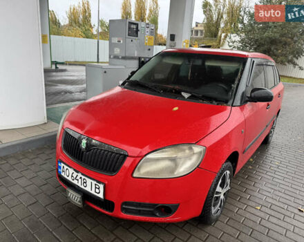 Шкода Фабия 2008 в Ужгороде на Automoto.ua Красный Шкода Фабия, объемом двигателя 1.39 л и пробегом 270 тыс. км за 2999 $, фото 2 на Automoto.ua
