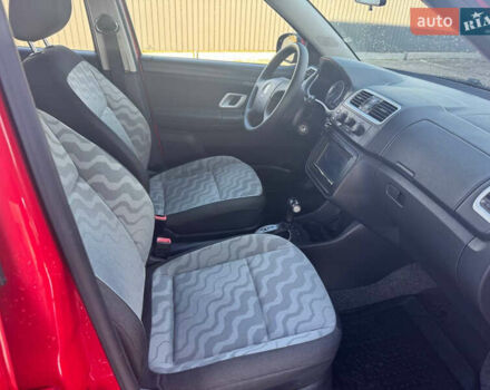 Червоний Шкода Фабія, об'ємом двигуна 1.6 л та пробігом 173 тис. км за 6888 $, фото 15 на Automoto.ua