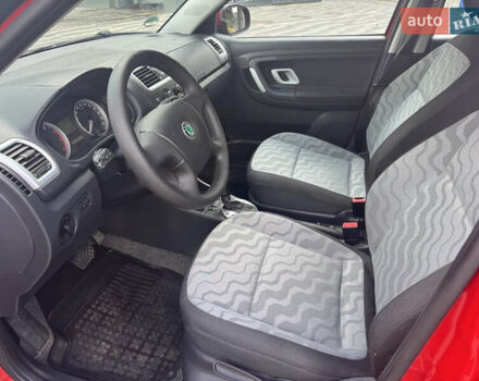 Красный Шкода Фабия, объемом двигателя 1.6 л и пробегом 171 тыс. км за 6950 $, фото 21 на Automoto.ua