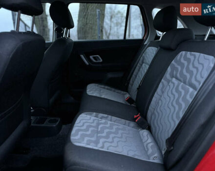 Червоний Шкода Фабія, об'ємом двигуна 1.6 л та пробігом 156 тис. км за 6200 $, фото 33 на Automoto.ua