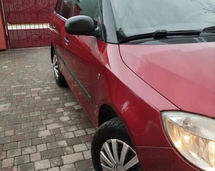 Красный Шкода Фабия, объемом двигателя 1.4 л и пробегом 162 тыс. км за 4850 $, фото 5 на Automoto.ua