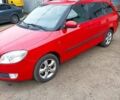 Красный Шкода Фабия, объемом двигателя 1.6 л и пробегом 184 тыс. км за 6200 $, фото 1 на Automoto.ua