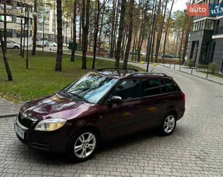 Червоний Шкода Фабія, об'ємом двигуна 1.6 л та пробігом 209 тис. км за 5200 $, фото 4 на Automoto.ua