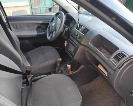 Червоний Шкода Фабія, об'ємом двигуна 1.4 л та пробігом 159 тис. км за 4950 $, фото 6 на Automoto.ua