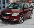 Красный Шкода Фабия, объемом двигателя 1.6 л и пробегом 220 тыс. км за 8490 $, фото 1 на Automoto.ua