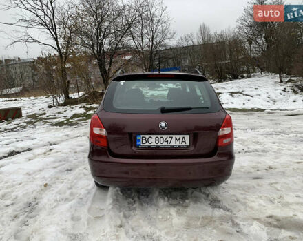 Червоний Шкода Фабія, об'ємом двигуна 1.6 л та пробігом 275 тис. км за 5100 $, фото 6 на Automoto.ua