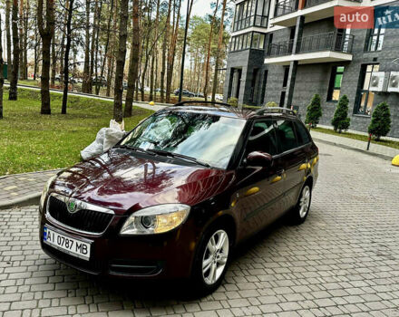 Червоний Шкода Фабія, об'ємом двигуна 1.6 л та пробігом 209 тис. км за 5200 $, фото 2 на Automoto.ua