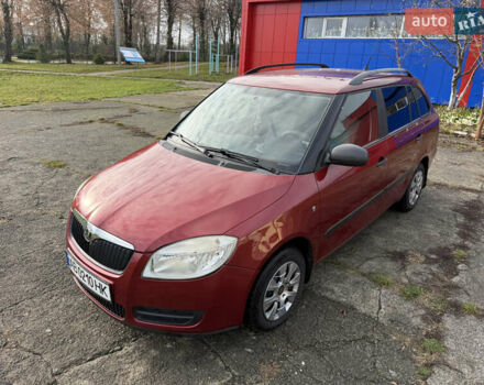 Красный Шкода Фабия, объемом двигателя 1.2 л и пробегом 292 тыс. км за 4600 $, фото 5 на Automoto.ua