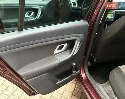 Червоний Шкода Фабія, об'ємом двигуна 1.6 л та пробігом 209 тис. км за 5200 $, фото 19 на Automoto.ua