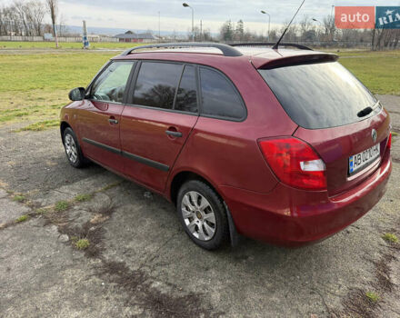 Красный Шкода Фабия, объемом двигателя 1.2 л и пробегом 292 тыс. км за 4600 $, фото 8 на Automoto.ua