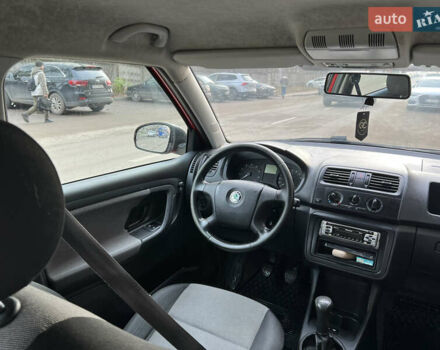Червоний Шкода Фабія, об'ємом двигуна 1.39 л та пробігом 233 тис. км за 3550 $, фото 30 на Automoto.ua