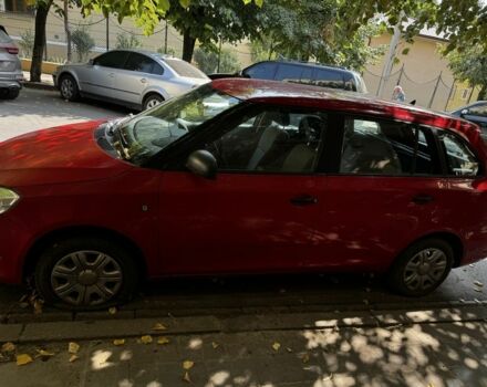 Червоний Шкода Фабія, об'ємом двигуна 1.4 л та пробігом 231 тис. км за 2300 $, фото 3 на Automoto.ua