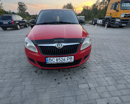 Красный Шкода Фабия, объемом двигателя 1.6 л и пробегом 330 тыс. км за 5400 $, фото 7 на Automoto.ua
