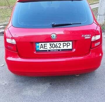 Шкода Фабія 2010 у Дніпро (Дніпропетровську) на Automoto.ua Червоний Шкода Фабія, об'ємом двигуна 1.6 л та пробігом 237 тис. км за 6000 $, фото 3 на Automoto.ua