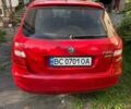 Красный Шкода Фабия, объемом двигателя 1.39 л и пробегом 410 тыс. км за 3050 $, фото 2 на Automoto.ua