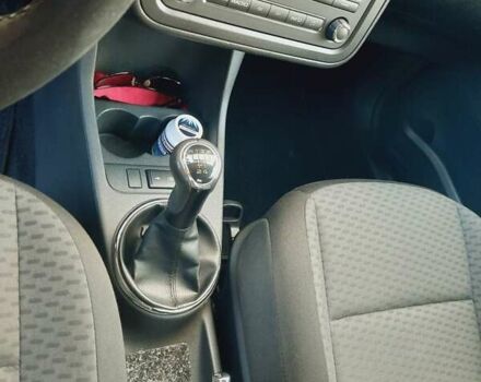 Шкода Фабия 2011 в Житомире на Automoto.ua Красный Шкода Фабия, объемом двигателя 1.2 л и пробегом 176 тыс. км за 6000 $, фото 50 на Automoto.ua
