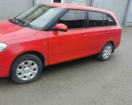 Красный Шкода Фабия, объемом двигателя 1.4 л и пробегом 232 тыс. км за 4699 $, фото 12 на Automoto.ua