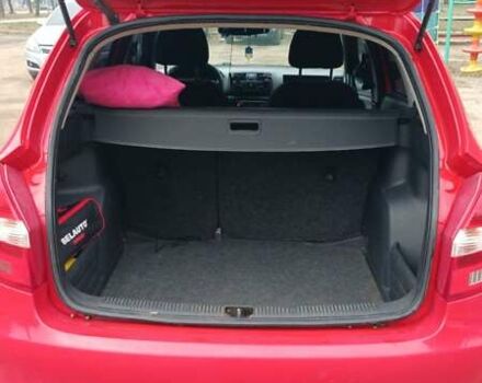 Червоний Шкода Фабія, об'ємом двигуна 1.6 л та пробігом 200 тис. км за 5100 $, фото 6 на Automoto.ua