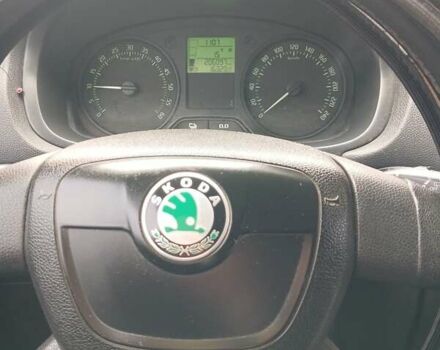 Червоний Шкода Фабія, об'ємом двигуна 1.6 л та пробігом 200 тис. км за 5100 $, фото 13 на Automoto.ua