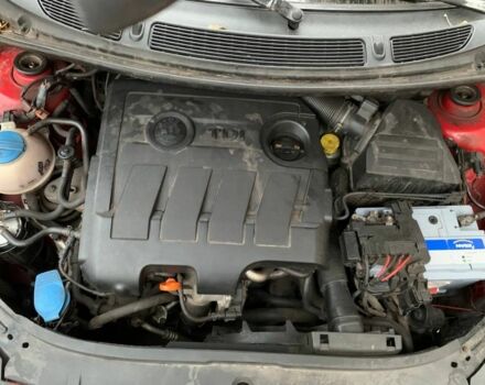 Червоний Шкода Фабія, об'ємом двигуна 1.6 л та пробігом 204 тис. км за 5500 $, фото 11 на Automoto.ua