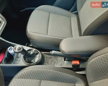 Шкода Фабия 2011 в Житомире на Automoto.ua Красный Шкода Фабия, объемом двигателя 1.2 л и пробегом 176 тыс. км за 6000 $, фото 51 на Automoto.ua