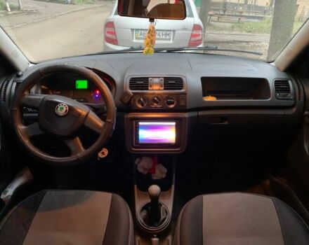 Червоний Шкода Фабія, об'ємом двигуна 1.6 л та пробігом 204 тис. км за 5500 $, фото 8 на Automoto.ua