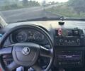 Красный Шкода Фабия, объемом двигателя 1.6 л и пробегом 266 тыс. км за 5950 $, фото 5 на Automoto.ua