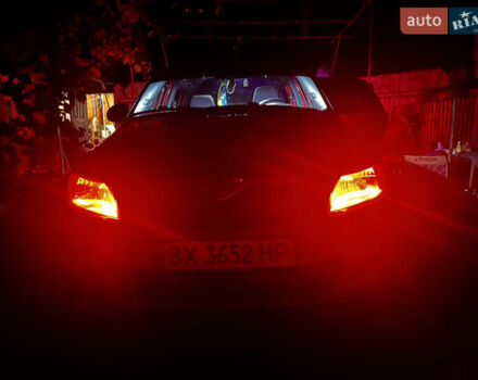 Красный Шкода Фабия, объемом двигателя 1.6 л и пробегом 423 тыс. км за 5500 $, фото 3 на Automoto.ua