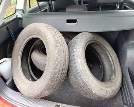 Красный Шкода Фабия, объемом двигателя 1.6 л и пробегом 217 тыс. км за 5200 $, фото 15 на Automoto.ua