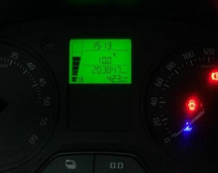 Червоний Шкода Фабія, об'ємом двигуна 1.6 л та пробігом 204 тис. км за 5500 $, фото 10 на Automoto.ua