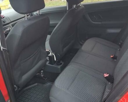 Красный Шкода Фабия, объемом двигателя 1.4 л и пробегом 232 тыс. км за 4699 $, фото 5 на Automoto.ua