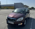 Шкода Фабия 2011 в Запорожье на Automoto.ua Красный Шкода Фабия, объемом двигателя 1.2 л и пробегом 248 тыс. км за 6100 $, фото 1 на Automoto.ua