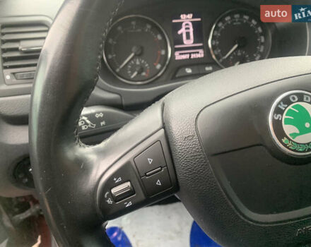 Красный Шкода Фабия, объемом двигателя 1.2 л и пробегом 222 тыс. км за 7800 $, фото 19 на Automoto.ua