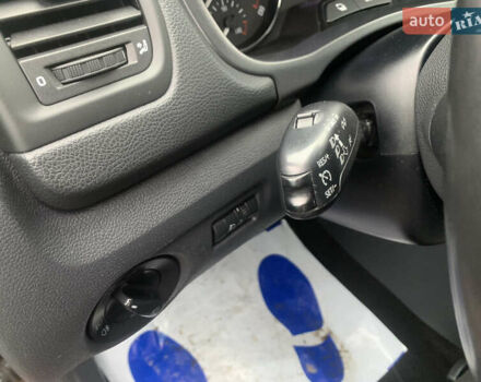 Красный Шкода Фабия, объемом двигателя 1.2 л и пробегом 222 тыс. км за 7800 $, фото 18 на Automoto.ua