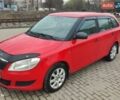 Красный Шкода Фабия, объемом двигателя 1.6 л и пробегом 220 тыс. км за 5500 $, фото 1 на Automoto.ua