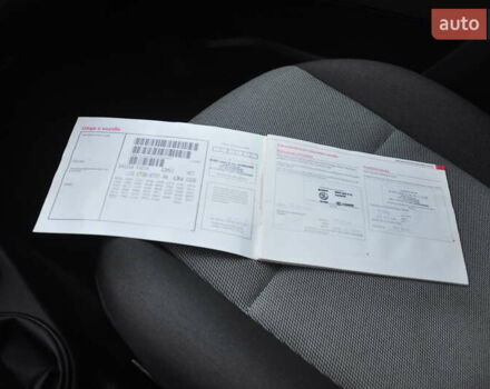 Червоний Шкода Фабія, об'ємом двигуна 1.39 л та пробігом 155 тис. км за 5900 $, фото 29 на Automoto.ua