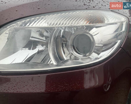 Красный Шкода Фабия, объемом двигателя 1.2 л и пробегом 222 тыс. км за 7800 $, фото 13 на Automoto.ua