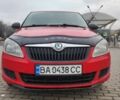 Красный Шкода Фабия, объемом двигателя 1.6 л и пробегом 220 тыс. км за 4448 $, фото 1 на Automoto.ua