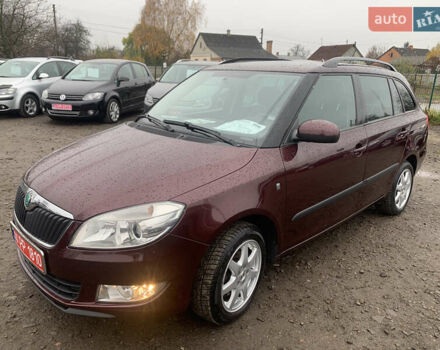 Красный Шкода Фабия, объемом двигателя 1.2 л и пробегом 222 тыс. км за 7800 $, фото 10 на Automoto.ua