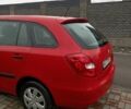 Красный Шкода Фабия, объемом двигателя 1.2 л и пробегом 230 тыс. км за 4500 $, фото 8 на Automoto.ua