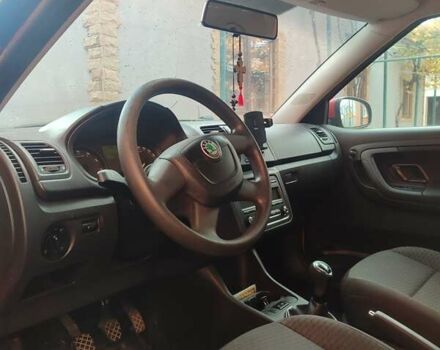 Червоний Шкода Фабія, об'ємом двигуна 1.2 л та пробігом 139 тис. км за 5300 $, фото 1 на Automoto.ua
