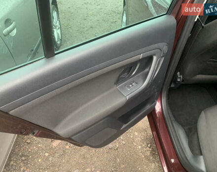 Красный Шкода Фабия, объемом двигателя 1.2 л и пробегом 222 тыс. км за 7800 $, фото 25 на Automoto.ua