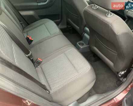 Красный Шкода Фабия, объемом двигателя 1.2 л и пробегом 222 тыс. км за 7800 $, фото 32 на Automoto.ua