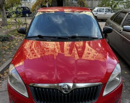 Червоний Шкода Фабія, об'ємом двигуна 1.2 л та пробігом 300 тис. км за 4200 $, фото 5 на Automoto.ua