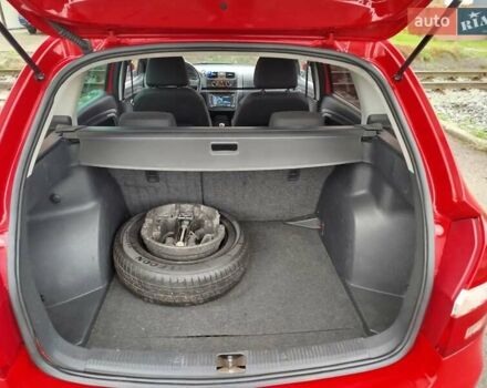 Червоний Шкода Фабія, об'ємом двигуна 1.4 л та пробігом 216 тис. км за 4700 $, фото 7 на Automoto.ua
