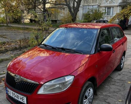 Червоний Шкода Фабія, об'ємом двигуна 1.2 л та пробігом 300 тис. км за 4200 $, фото 1 на Automoto.ua