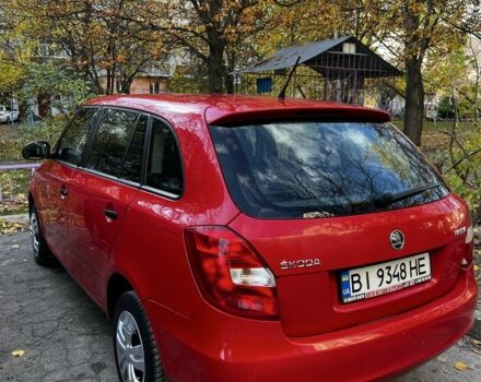Червоний Шкода Фабія, об'ємом двигуна 1.2 л та пробігом 300 тис. км за 4200 $, фото 3 на Automoto.ua