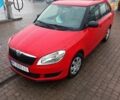 Красный Шкода Фабия, объемом двигателя 1.2 л и пробегом 246 тыс. км за 5650 $, фото 1 на Automoto.ua