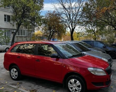 Червоний Шкода Фабія, об'ємом двигуна 1.2 л та пробігом 300 тис. км за 4200 $, фото 4 на Automoto.ua